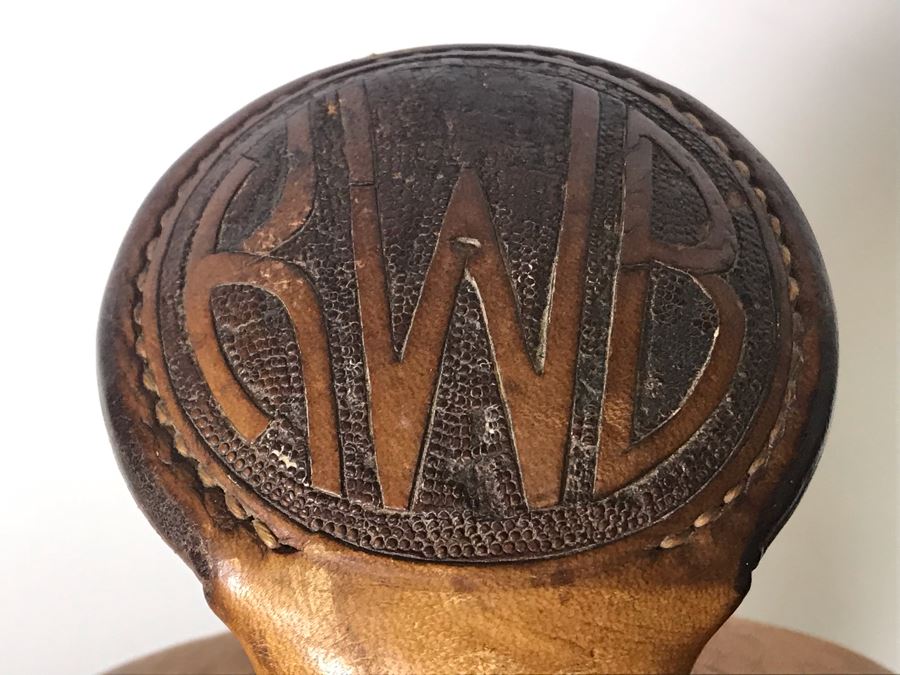 Vintage William N Porter Phoenix, Arizona Tooled Leather Western Riding Horse Saddle With Metal Display Stand - World's Finest Made Saddles - Retails $4,000 - La Jolla Estate (LJE) [Photo 13]