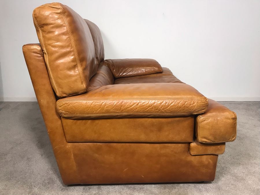 Vintage Classy Italian Leather Loveseat By Chateau D'ax Spa Milan 57W X 40D X 34H - LJE [Photo 10]