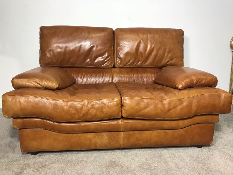 Vintage Classy Italian Leather Loveseat By Chateau D'ax Spa Milan 57W X 40D X 34H - LJE [Photo 3]