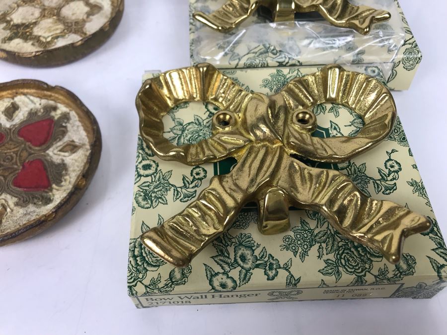 JUST ADDED - Faux Book Safe, Brass Wall Bow Wall Hangers, Vietnamese Box Homage To Van Gogh And Florence Italy Box And Drink Coasters - FRE [Photo 8]