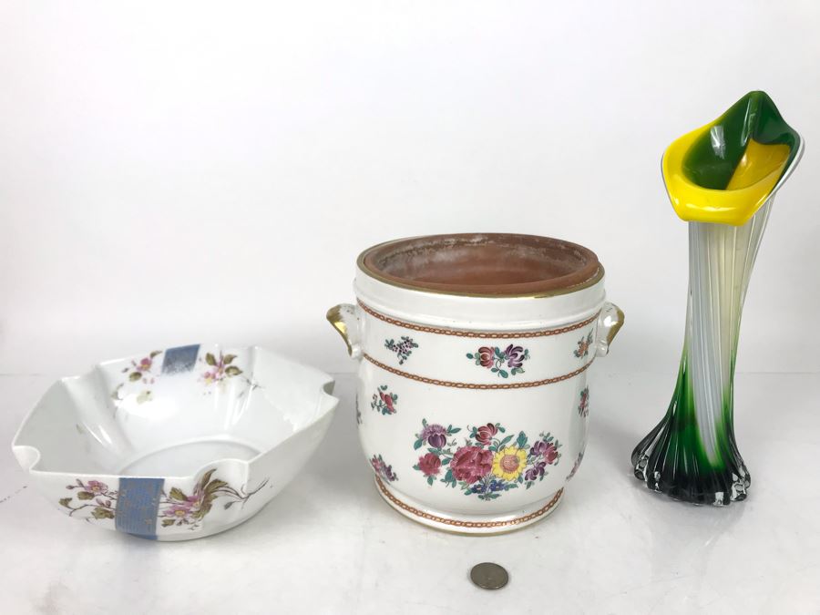 JUST ADDED - Porcelaine De Paris French Porcelain Plummer Ltd Flower Pot 7R, Karlsbad BBD Bowl And Art Glass Vase 12H - FRE [Photo 2]