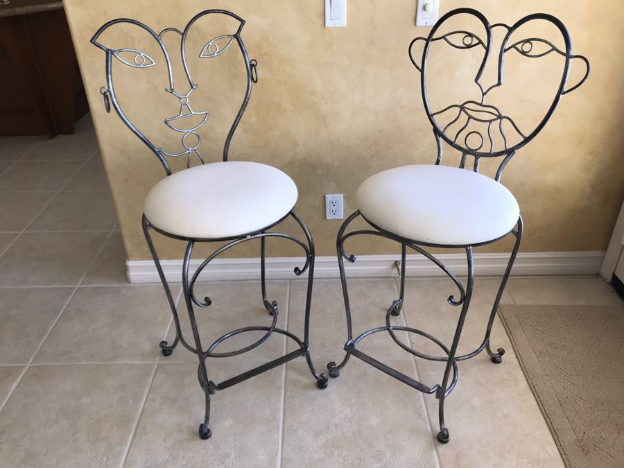 Pair Of Metal Bar Stools By Collezione Europa USA - Carlsbad Estate [Photo 8]