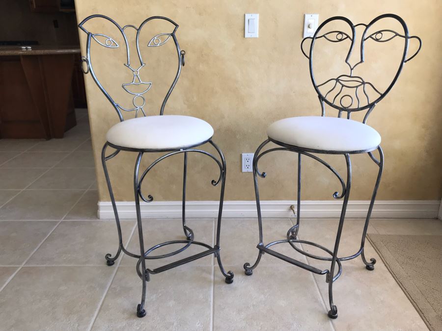 Pair Of Metal Bar Stools By Collezione Europa USA - Carlsbad Estate [Photo 4]
