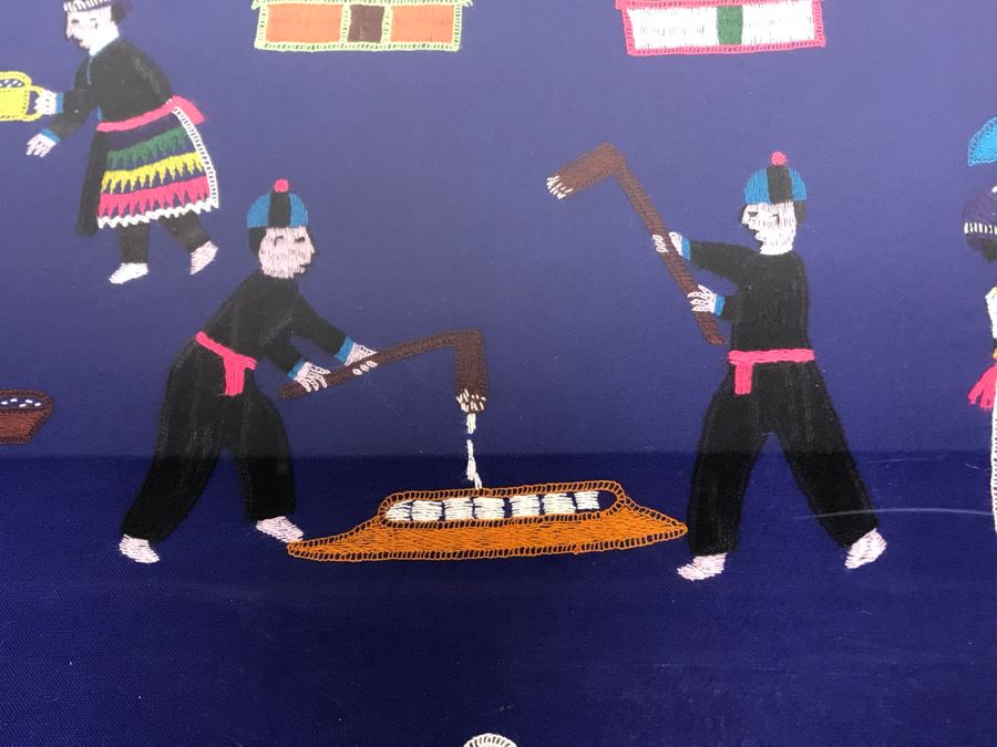 Large South American Folk Art Embroidery With Animals And Figures 52 X 43 [Photo 5]