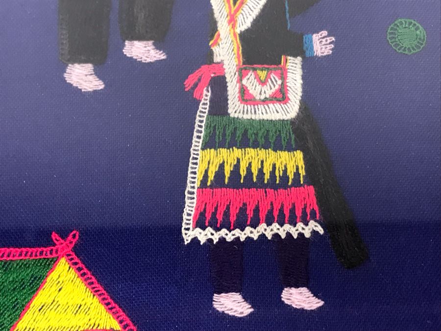 Large South American Folk Art Embroidery With Animals And Figures 52 X 43 [Photo 13]