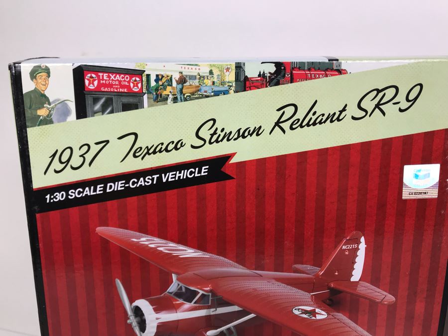 Pair Of New Old Stock Wings Of Texaco Collectible Planes [Photo 3]