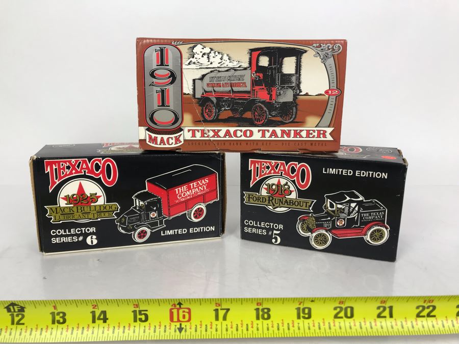 New Old Stock Texaco Limited Edition Banks: 1910 Mack Texaco Tanker, 1925 Mack Bulldog Lubricant Truck And 1918 Ford Runabout [Photo 1]