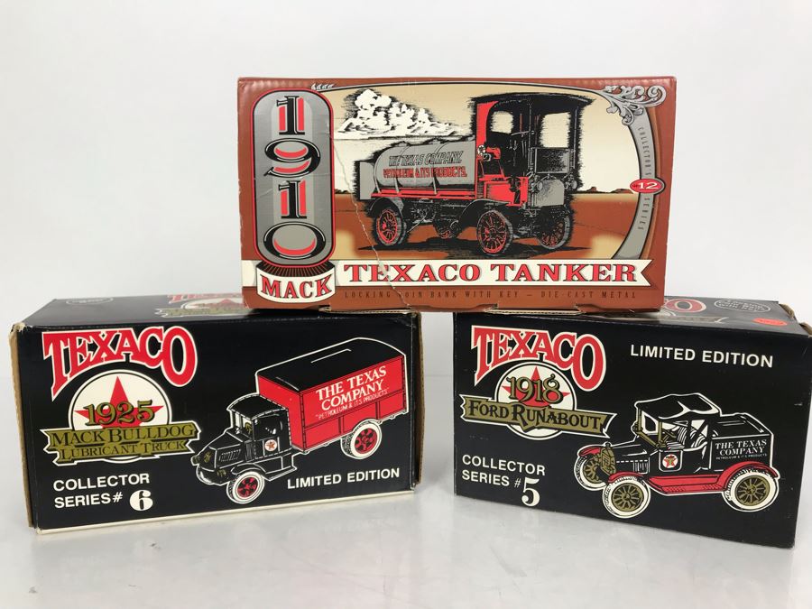 New Old Stock Texaco Limited Edition Banks: 1910 Mack Texaco Tanker, 1925 Mack Bulldog Lubricant Truck And 1918 Ford Runabout [Photo 2]