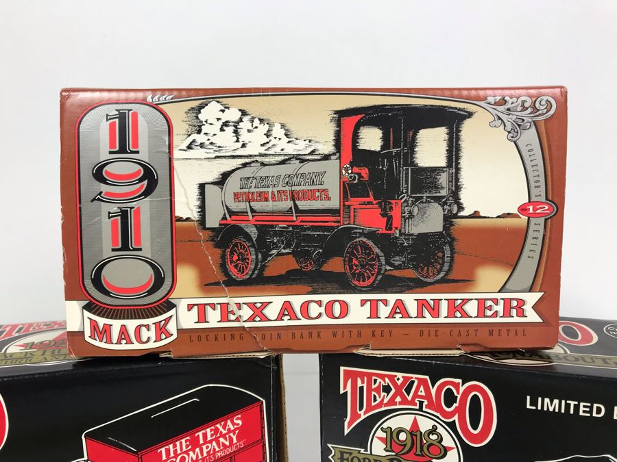 New Old Stock Texaco Limited Edition Banks: 1910 Mack Texaco Tanker, 1925 Mack Bulldog Lubricant Truck And 1918 Ford Runabout [Photo 5]