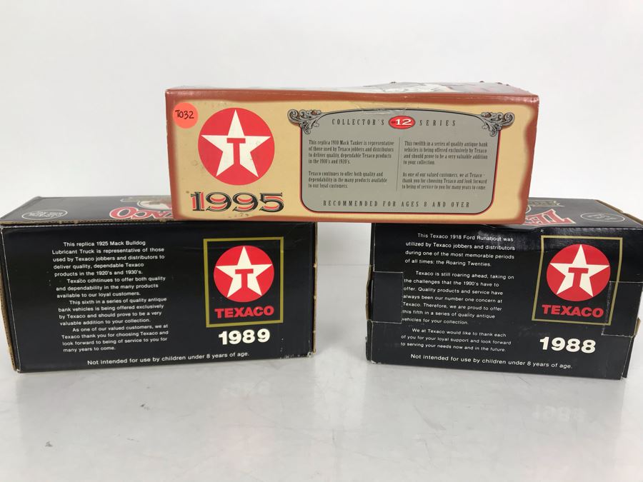 New Old Stock Texaco Limited Edition Banks: 1910 Mack Texaco Tanker, 1925 Mack Bulldog Lubricant Truck And 1918 Ford Runabout [Photo 6]