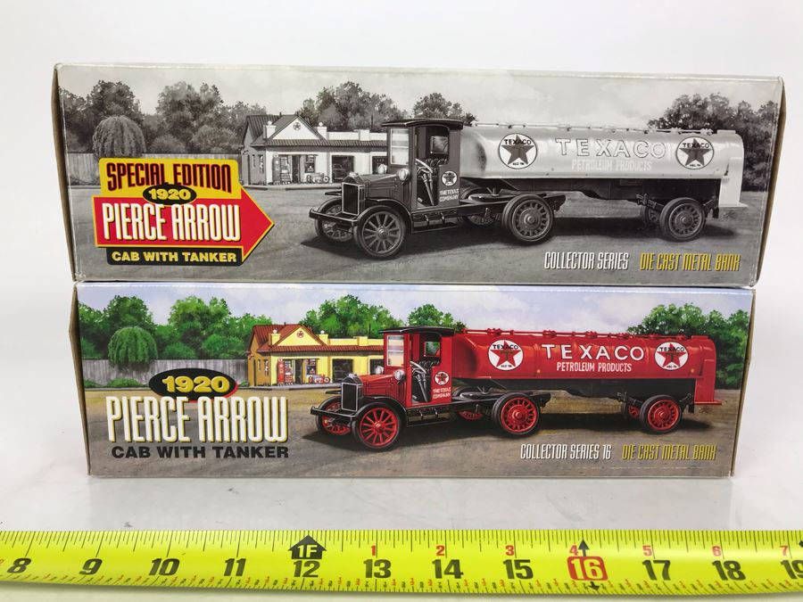 Pair Of New Old Stock Texaco Collector Series Die Cast Metal Banks [Photo 1]