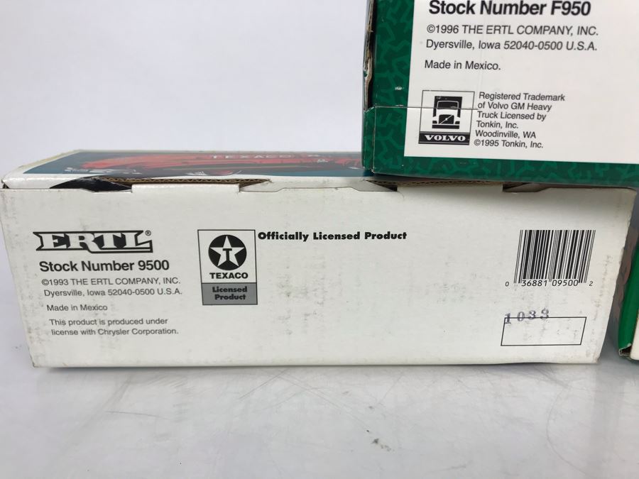 (3) New Old Stock Texaco Collector Series Die Cast Metal Banks [Photo 12]