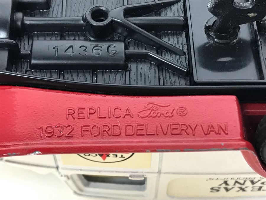 (3) ERTL/Texaco Collector Series Cast Iron Banks And (1) ERTL 1932 Ford Panel Delivery Ethyl Corporation [Photo 4]