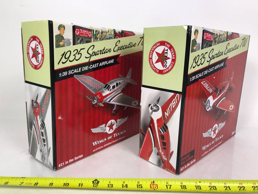 Pair Of New Old Stock Wings Of Texaco Planes [Photo 5]