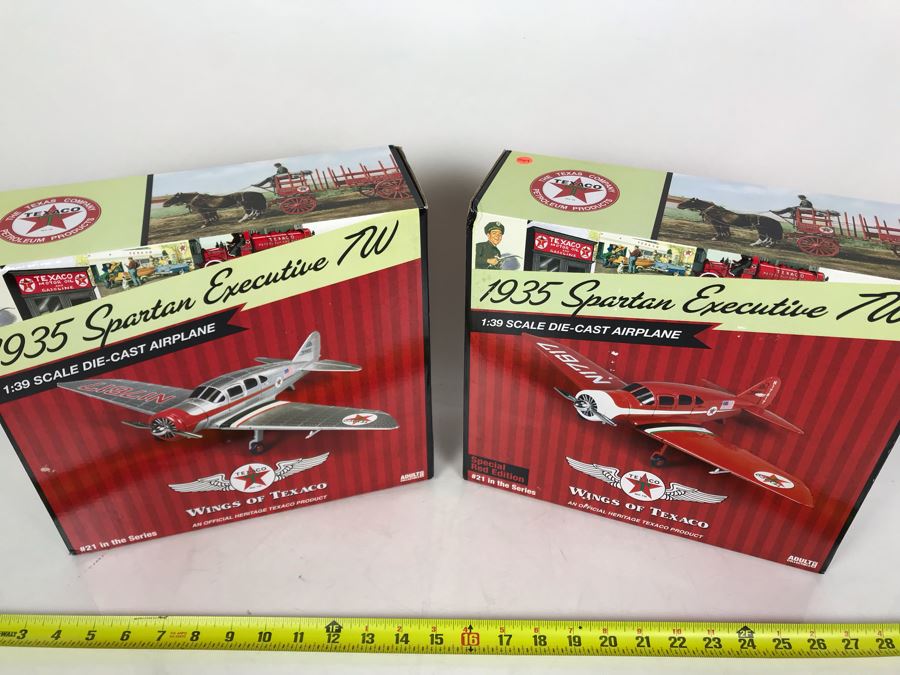 Pair Of New Old Stock Wings Of Texaco Planes [Photo 4]