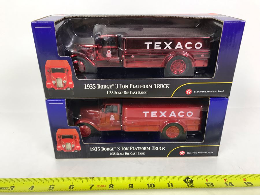 Pair Of New Old Stock Texaco Die Cast Cast Iron Banks 1935 Dodge 3 Ton Platform Trucks [Photo 1]