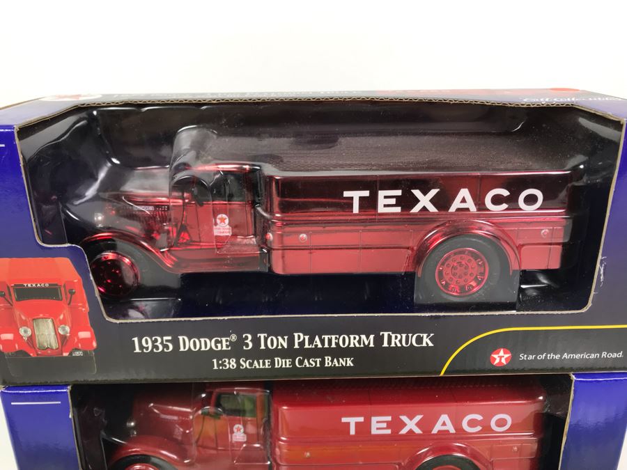 Pair Of New Old Stock Texaco Die Cast Cast Iron Banks 1935 Dodge 3 Ton Platform Trucks [Photo 3]