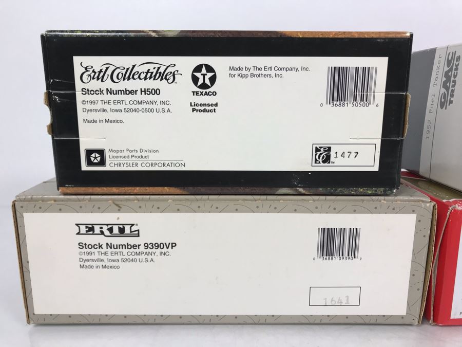 New Old Stock (3) Texaco Cast Iron Banks And (1) 1952 GMC Fuel Tanker [Photo 10]