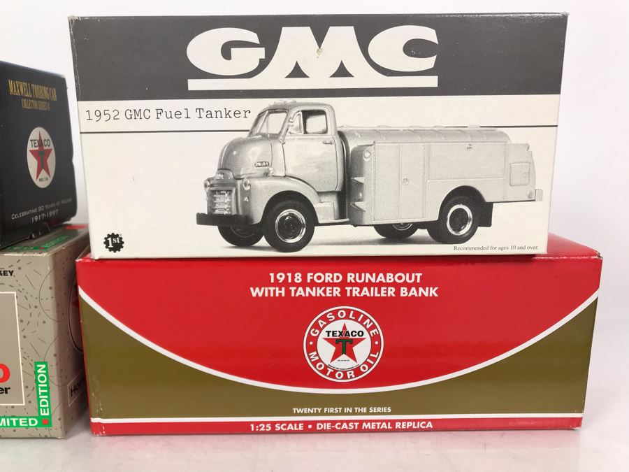 New Old Stock (3) Texaco Cast Iron Banks And (1) 1952 GMC Fuel Tanker [Photo 3]