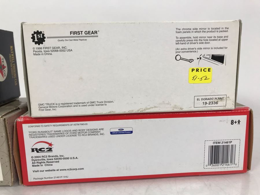 New Old Stock (3) Texaco Cast Iron Banks And (1) 1952 GMC Fuel Tanker [Photo 11]