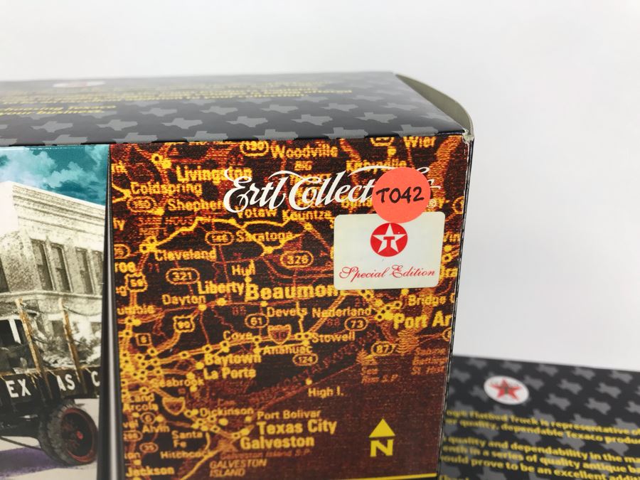 (3) New Old Stock ERTL/Texaco Die Cast Trucks Banks  [Photo 5]