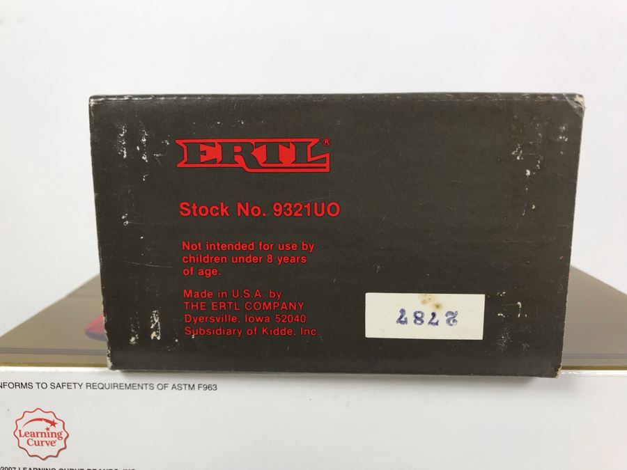 (3) New Old Stock Texaco Die Cast Trucks Banks [Photo 9]