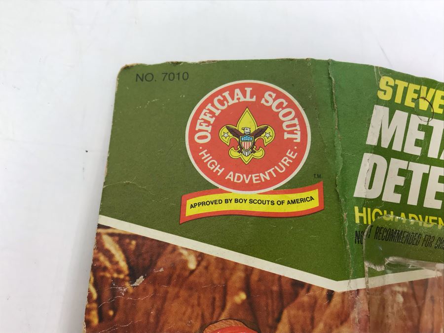 Vintage 1974 Kenner Toys Steve Scout Metal Detector Official Boy Scout High Adventure On Damaged Card [Photo 8]