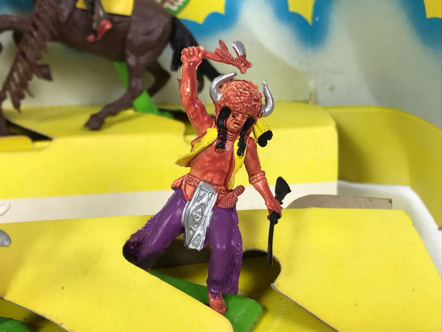 Vintage 1971 Deetail Wild West Metal Based Models With Cardboard Display Made In England Metal Soldiers [Photo 5]