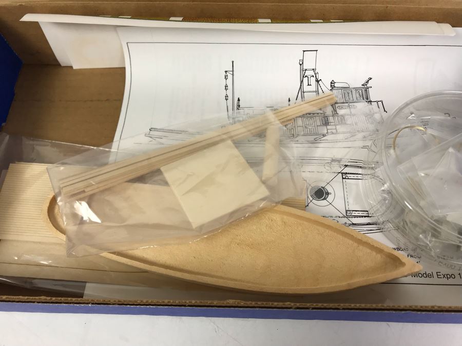 New Old Stock Taurus American Steam Towboat 1900 Model [Photo 2]