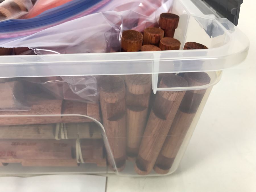 Vintage 1940's Lincoln Log 261 Piece Set - See Photos For Parts Breakdown [Photo 5]