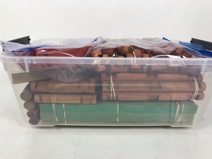 Vintage 1940's Lincoln Log 261 Piece Set - See Photos For Parts Breakdown [Photo 8]