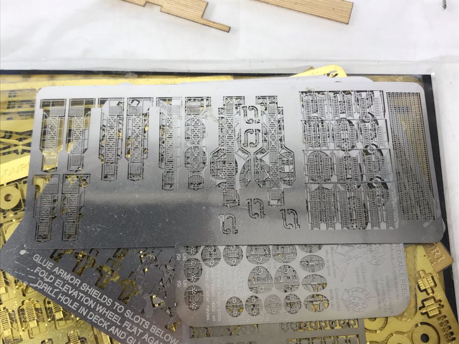 Huge Collection Of Detailed Naval USN Battleship Model Parts Including WWII US Navy Missouri Ship Model Lion Roar Models [Photo 10]