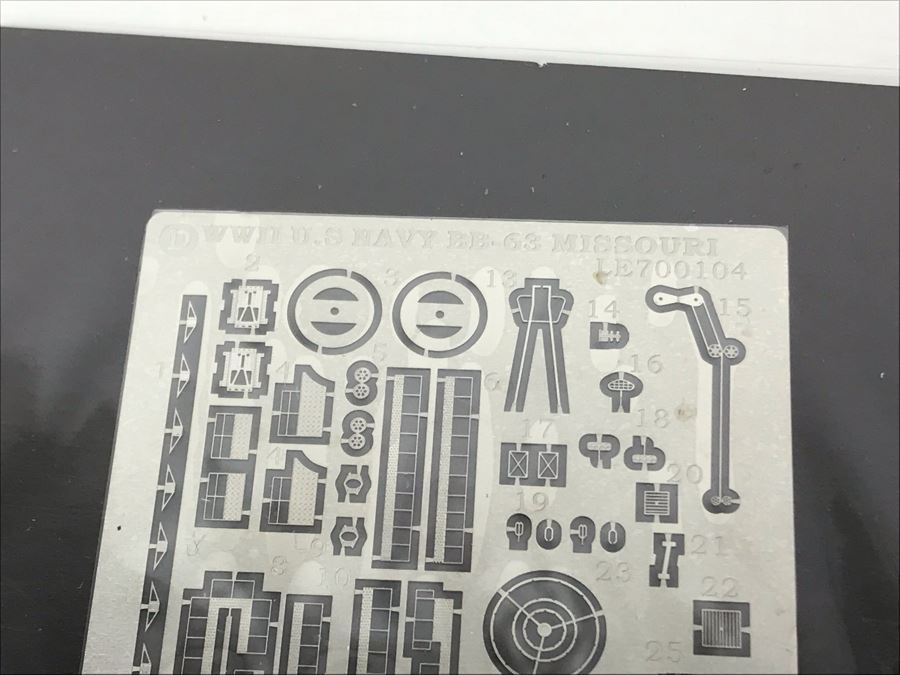 Huge Collection Of Detailed Naval USN Battleship Model Parts Including WWII US Navy Missouri Ship Model Lion Roar Models [Photo 17]