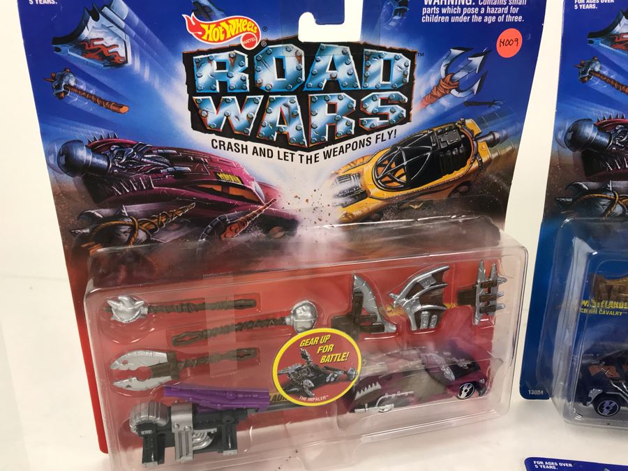 (4) Vintage 1994 New Old Stock Mattel Hot Wheels Road Wars Cars [Photo 6]