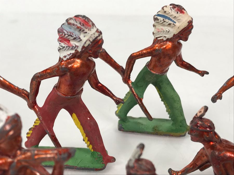 Old Hand Painted Native American Indians Metal Soldiers Made In England [Photo 7]