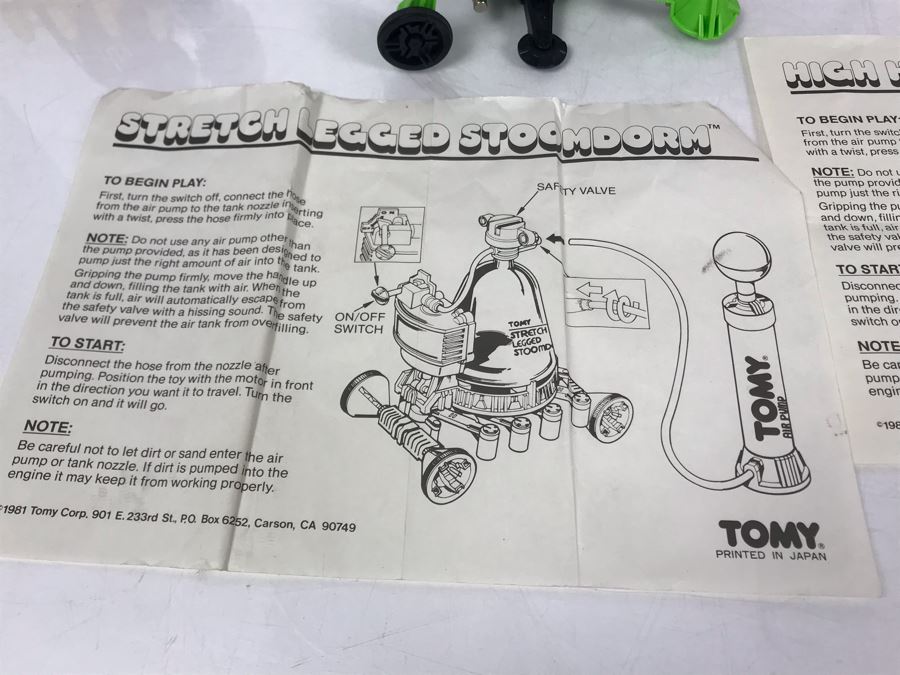 Pair Of Vintage Tomy Space Pets With Boxes: Stretch-Legged Stoomdorm Robot And High-Hopping Hoomdorm Robot [Photo 9]