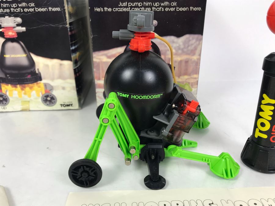 Pair Of Vintage Tomy Space Pets With Boxes: Stretch-Legged Stoomdorm Robot And High-Hopping Hoomdorm Robot [Photo 5]