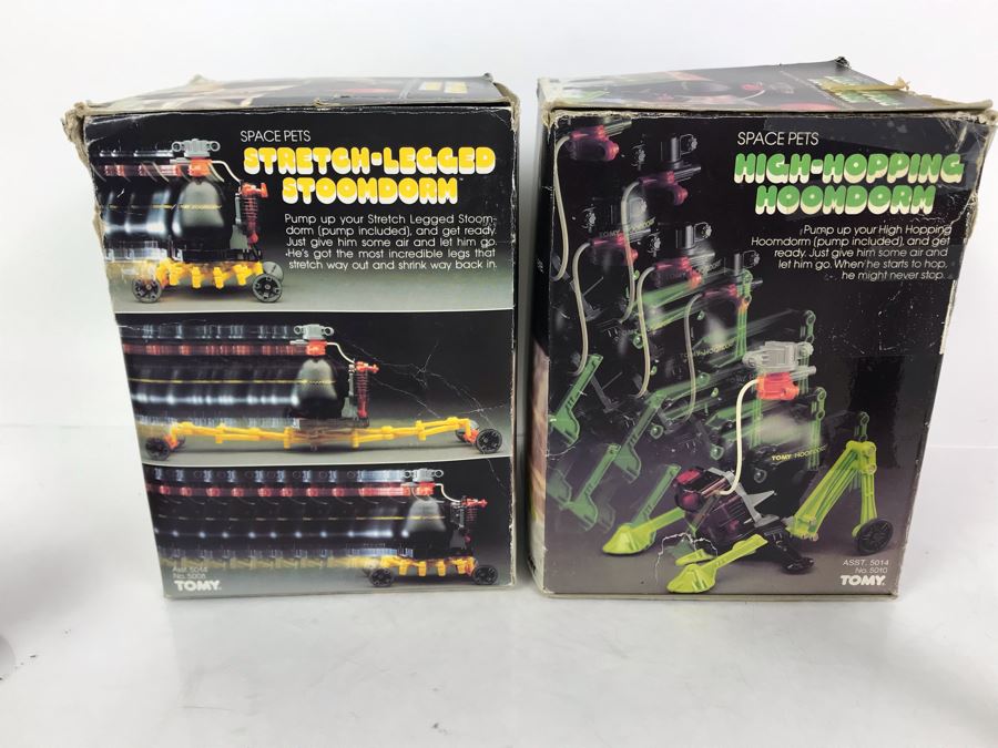 Pair Of Vintage Tomy Space Pets With Boxes: Stretch-Legged Stoomdorm Robot And High-Hopping Hoomdorm Robot [Photo 10]