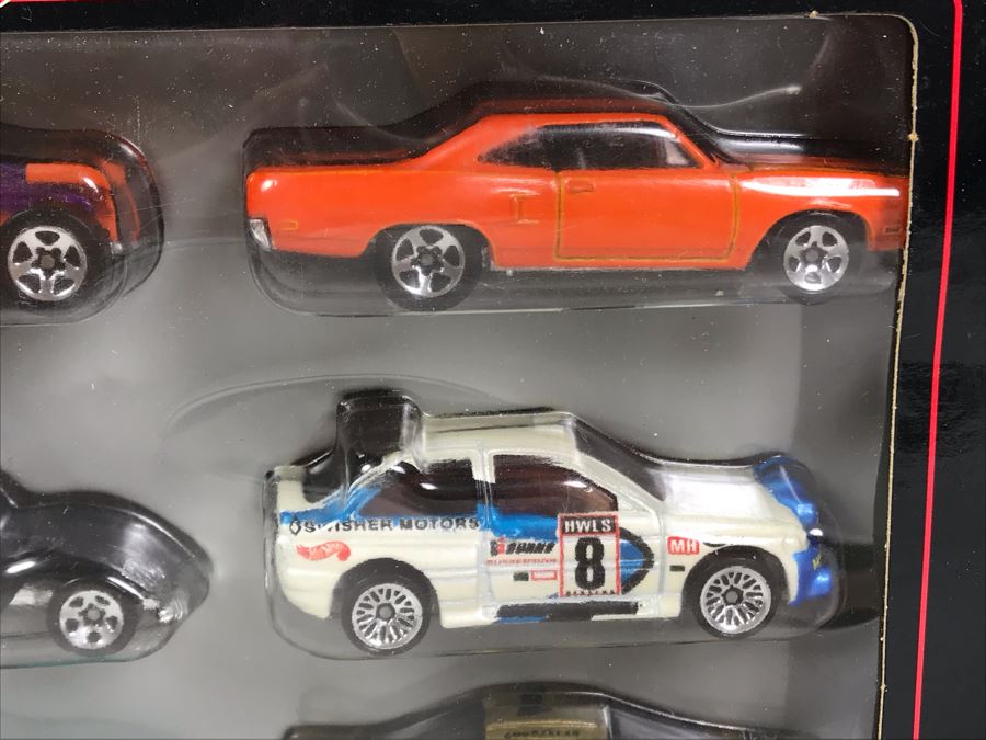 Vintage 1998 New Old Stock Mattel Hot Wheels Special Edition Racing Series Sets I And II [Photo 4]