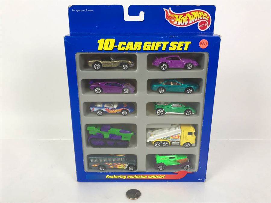 Vintage 1997 New Old Stock Mattel Hot Wheels 10-Car Gift Set [Photo 1]