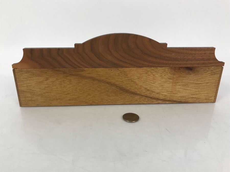 Chevron 1991 Commemorative Series Cars With Wooden Display Case And 1990 Chevron Commemorative Series Cars Made In England Lledo PLC [Photo 13]