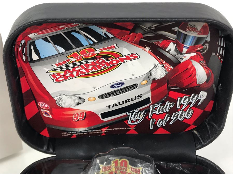 Toy Fair 1999 1 Of 500 Racing Champions 99 Ford Taurus Car And Pin With Box [Photo 3]