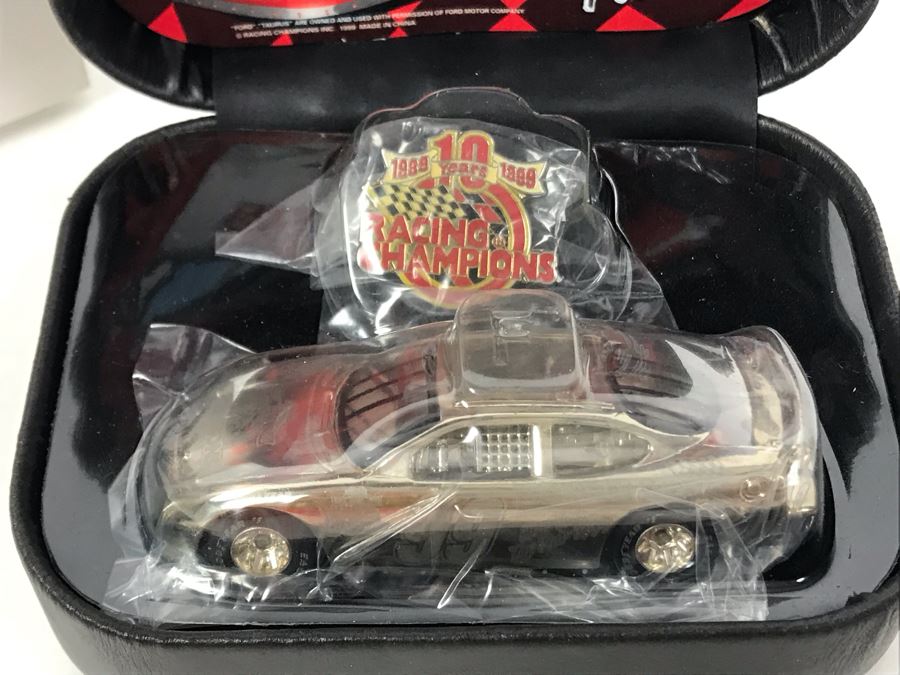 Toy Fair 1999 1 Of 500 Racing Champions 99 Ford Taurus Car And Pin With Box [Photo 4]