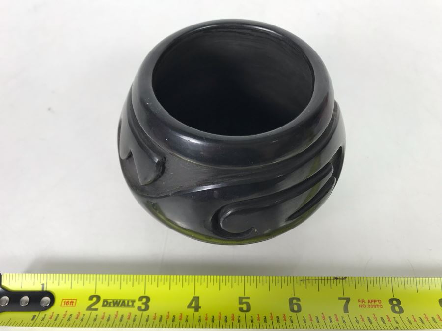 Vintage Santa Clara Black Pottery Jar Pot By Native American Stella Chavarria 5 X 3.75 [Photo 3]