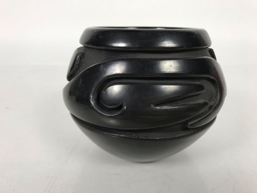 Vintage Santa Clara Black Pottery Jar Pot By Native American Stella Chavarria 5 X 3.75 [Photo 8]