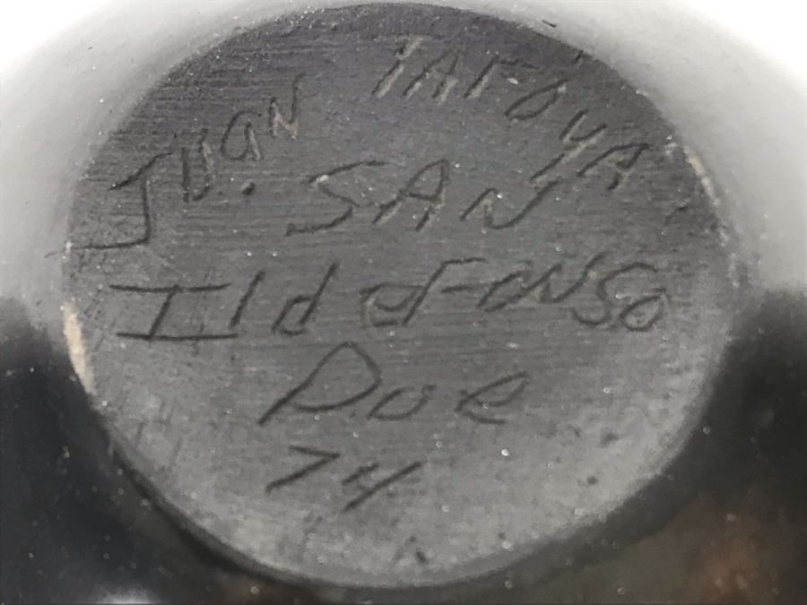 Vintage 1974 Signed Native American Black Pottery Juan Tafoya (1949-2006) San Ildefonso 4W X 2H [Photo 9]