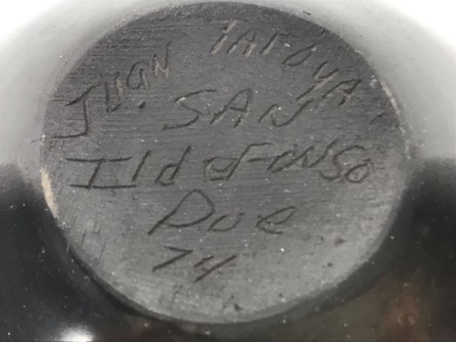 Vintage 1974 Signed Native American Black Pottery Juan Tafoya (1949-2006) San Ildefonso 4W X 2H [Photo 10]