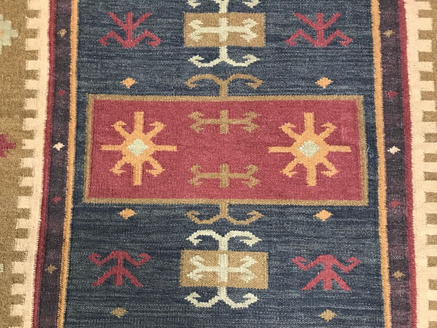 Pair Of Wool Area Rugs From India 6' X 4'1' [Photo 7]