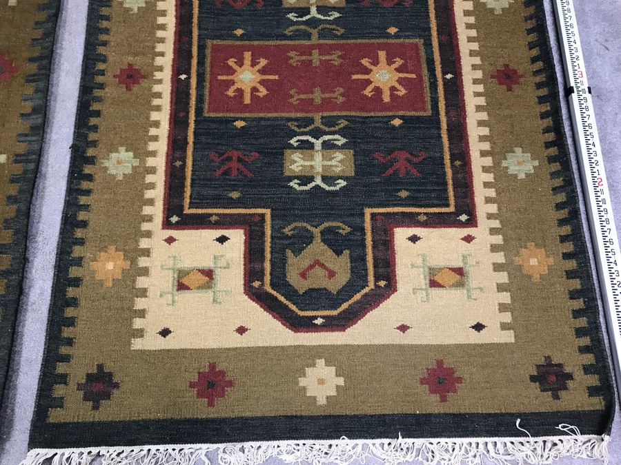 Pair Of Wool Area Rugs From India 6' X 4'1' [Photo 5]