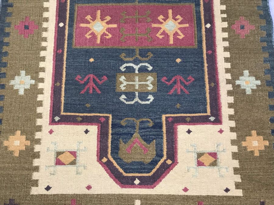 Pair Of Wool Area Rugs From India 6' X 4'1' [Photo 9]